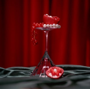 أكواب وكاسات