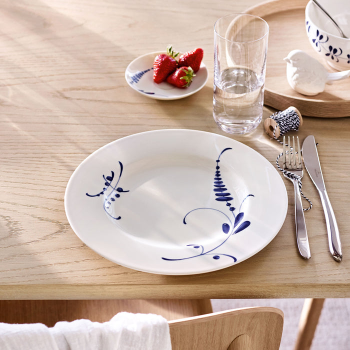 Old Luxembourg Brindlle Deep Plate 24cm