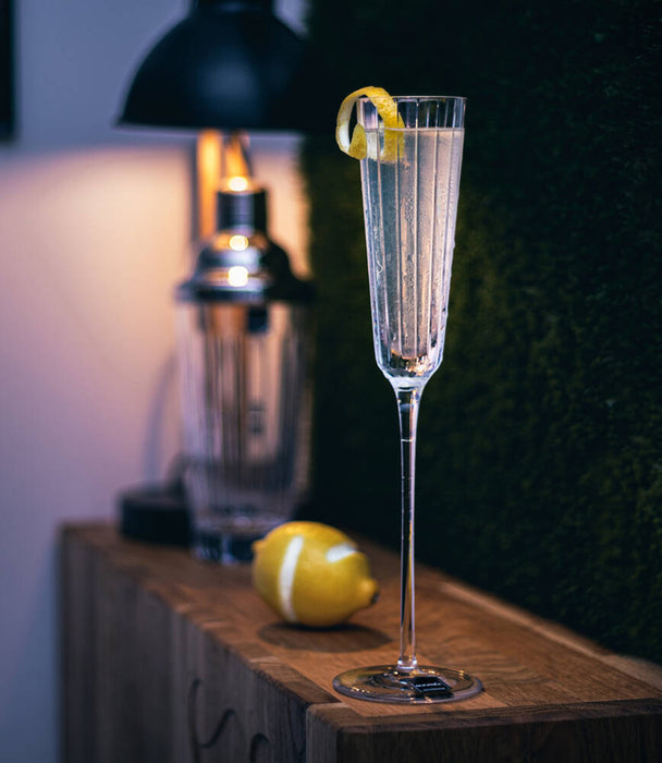 طقم كؤوس فلوت أفينيو كريستالية شفافة بخطوط عمودية - عدد 2