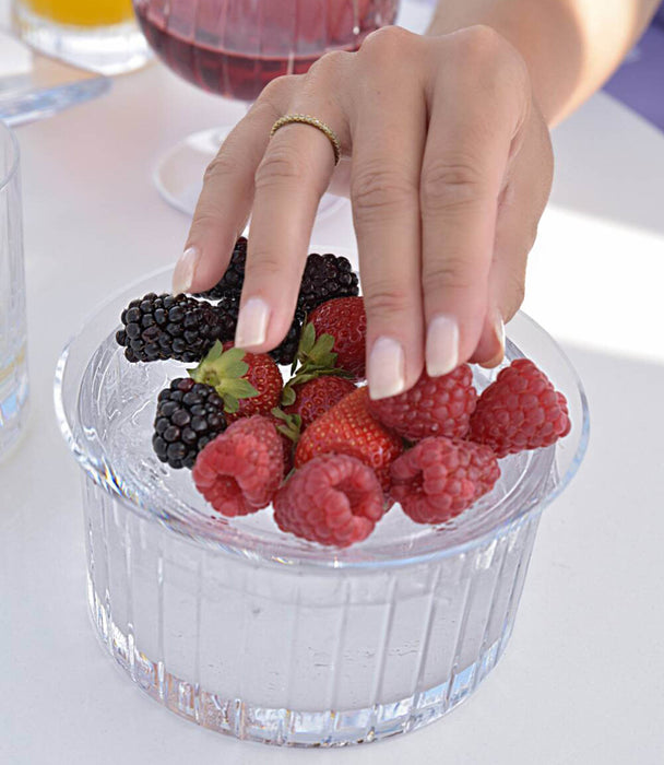 Avenue Caviar Server - Roomours