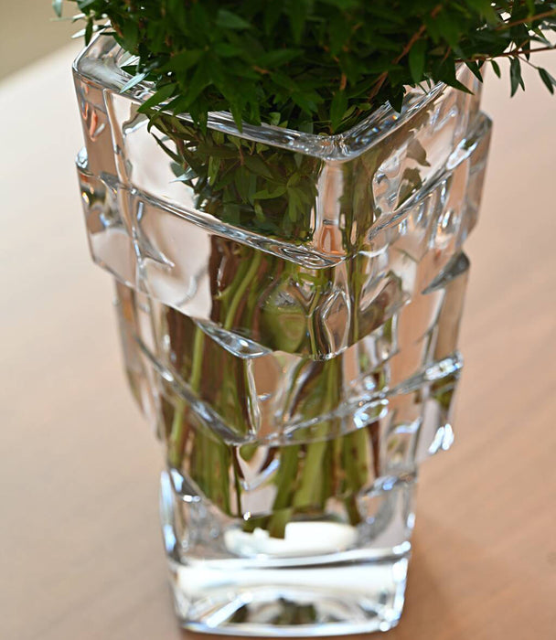 Superior Vase 27cm