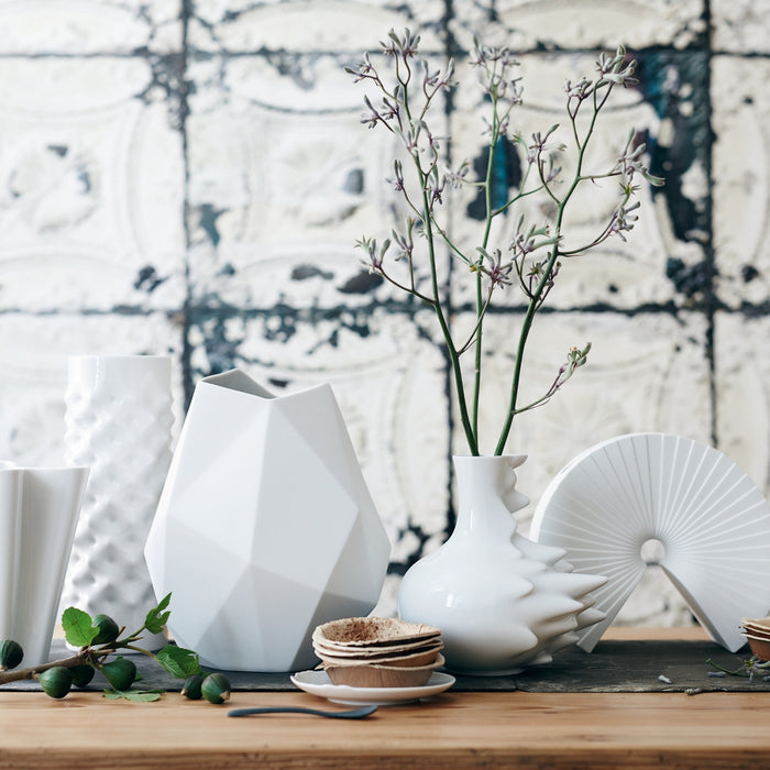 Fast Porcelain White Vase 22 cm