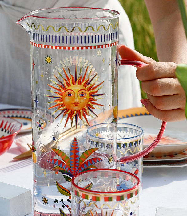 إبريق دولتشي فيتا زجاج شفاف برسوم ملوّنة ومقبض أحمر