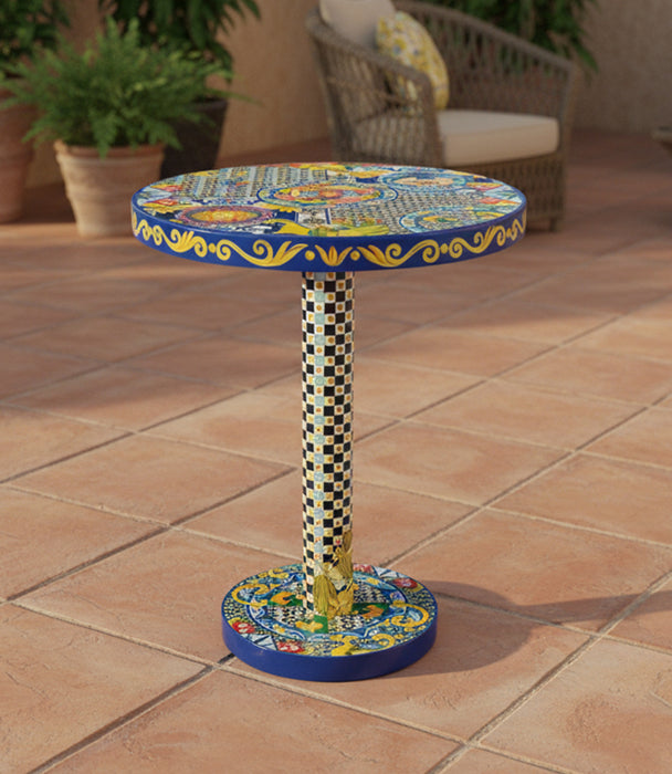 طاولة باليت خشبية زرقاء بزخارف ملونة - 65×65×86 سم