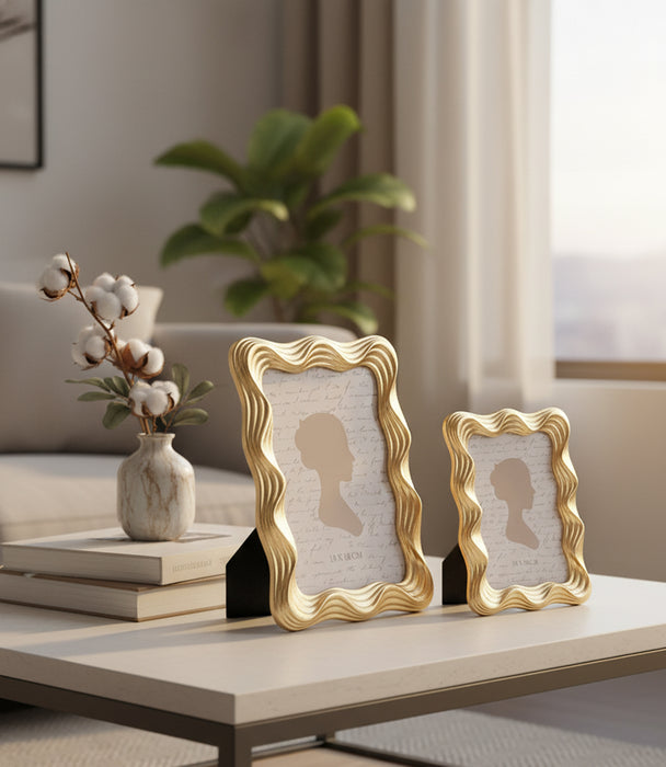 إطار صور كيمبرلي بولي ريزن ذهبي بحواف متموجة - 13×18سم