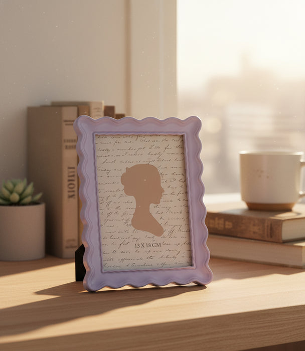 إطار صور كيمبرلي بولي ريزن بنفسجي بحواف متعرجة