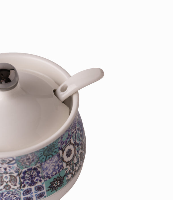 سكّرية بلو تايلز بورسلين بزخارف ملونة مع ملعقة وغطاء