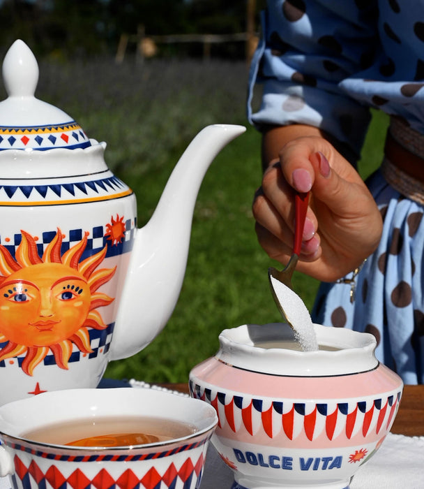 طقم فناجين قهوة دولتشي فيتا بورسلين ملوّن مع صحون - عدد 2